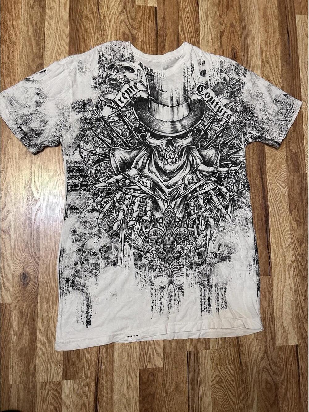 Xtreme Couture by Affliction White And Grey Graphic Print T Shirt XL